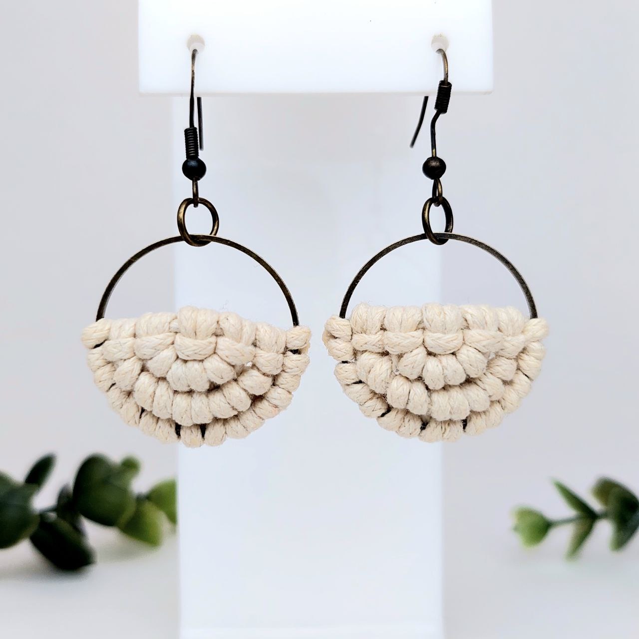 Orecchini Semiluna Bianca